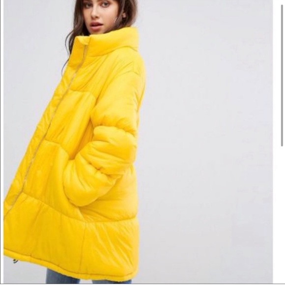 PrettyLittleThing Puffer Jacket - Picture 2 of 9